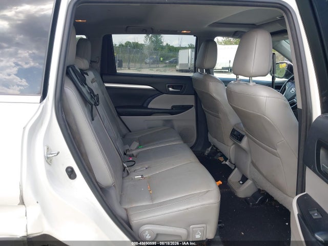 2015 Toyota Highlander Xle V6 მანქანა იყიდება აუქციონზე, vin: 5TDJKRFH1FS215778, აუქციონის ნომერი: 45890595