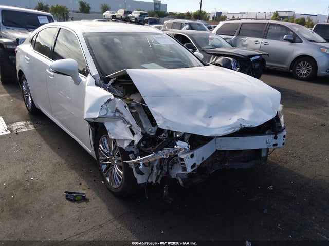 Lexus ES 350 2016 JTHBK1GG6G2240646 Image 14