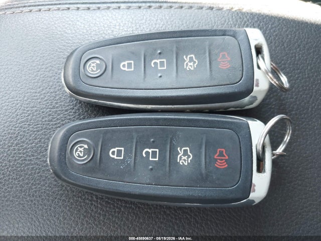 45890637 :رقم المزاد ، 1FMCU9J92DUC70540 vin ، 2013 Ford Escape Titanium مزاد بيع