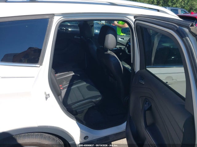 45890637 :رقم المزاد ، 1FMCU9J92DUC70540 vin ، 2013 Ford Escape Titanium مزاد بيع
