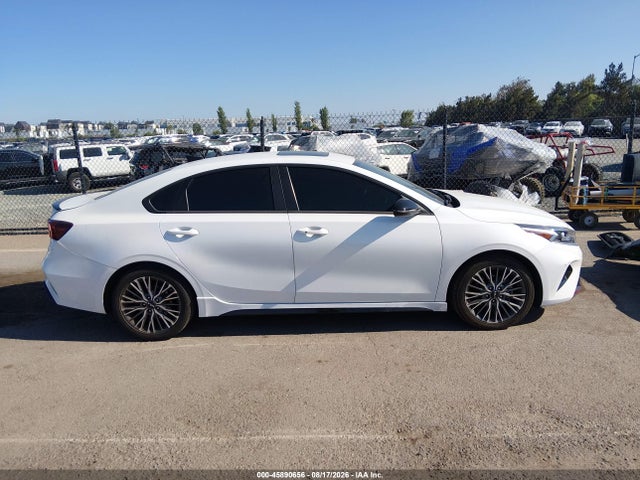45890656 :رقم المزاد ، 3KPF54AD8RE767605 vin ، 2024 Kia Forte Gt-line مزاد بيع