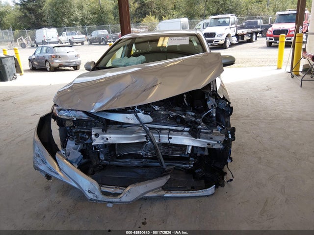 2019 Toyota Camry Le მანქანა იყიდება აუქციონზე, vin: 4T1B11HK4KU291417, აუქციონის ნომერი: 45890680
