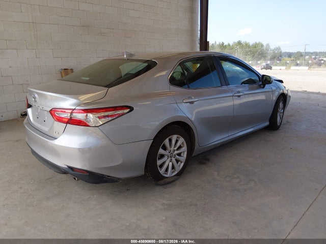 2019 Toyota Camry Le მანქანა იყიდება აუქციონზე, vin: 4T1B11HK4KU291417, აუქციონის ნომერი: 45890680