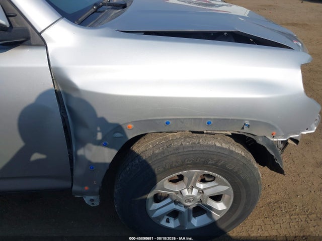 Toyota 4RUNNER SR5 2017 JTEBU5JR6H5445098 Image 19