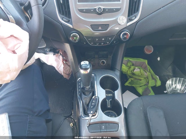 Продажа на аукционе авто 2018 Chevrolet Cruze Lt Auto, vin: 1G1BE5SM3J7164495, номер лота: 45890683
