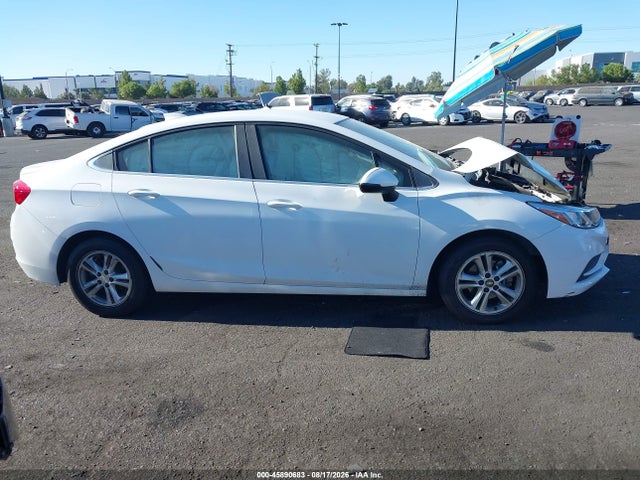 Продажа на аукционе авто 2018 Chevrolet Cruze Lt Auto, vin: 1G1BE5SM3J7164495, номер лота: 45890683