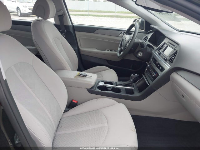 2015 Hyundai Sonata Se მანქანა იყიდება აუქციონზე, vin: 5NPE24AF7FH209581, აუქციონის ნომერი: 45890688