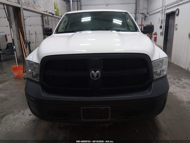 2018 Ram 1500 Tradesman  4x4 5'7 Box მანქანა იყიდება აუქციონზე, vin: 1C6RR7KG4JS293141, აუქციონის ნომერი: 45890704