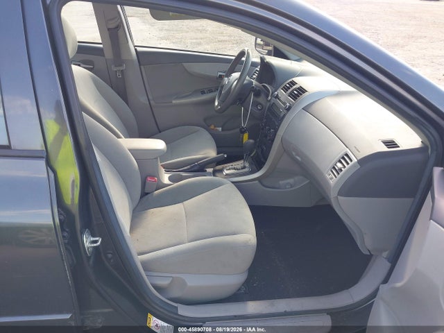 45890708 :رقم المزاد ، 1NXBU4EE1AZ350705 vin ، 2010 Toyota Corolla Le مزاد بيع