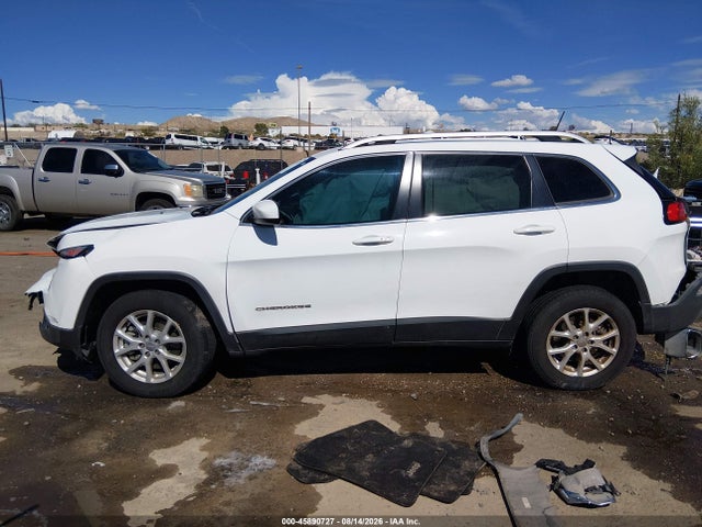Jeep Cherokee Latitude 2017 1C4PJMCS3HD220303 Image 13