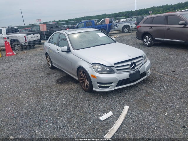 45890730 :رقم المزاد ، WDDGF8AB2DR280765 vin ، 2013 Mercedes-benz C 300 Sport 4matic مزاد بيع