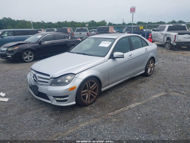 45890730 :رقم المزاد ، WDDGF8AB2DR280765 vin ، 2013 Mercedes-benz C 300 Sport 4matic مزاد بيع