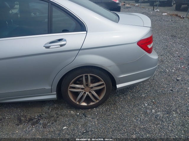 45890730 :رقم المزاد ، WDDGF8AB2DR280765 vin ، 2013 Mercedes-benz C 300 Sport 4matic مزاد بيع