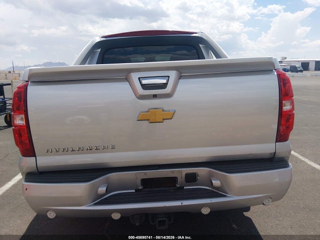 45890741 :رقم المزاد ، 3GNTKGE75DG144013 vin ، 2013 Chevrolet Avalanche Ltz مزاد بيع