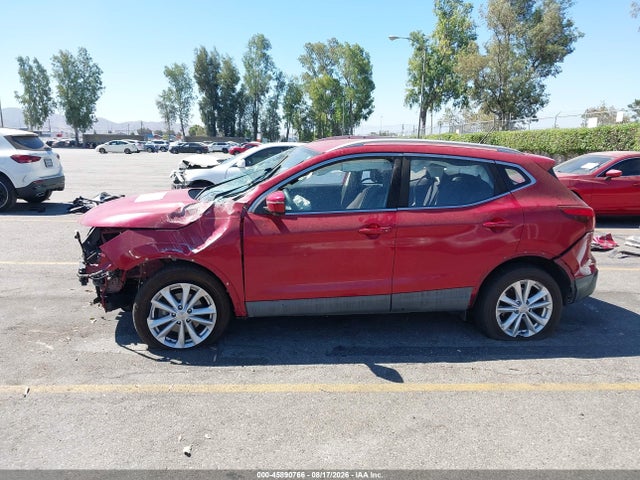 JN1BJ1CP7HW021525 Nissan Rogue Sport Sv