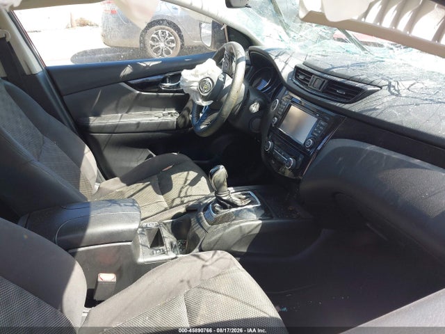 JN1BJ1CP7HW021525 Nissan Rogue Sport Sv