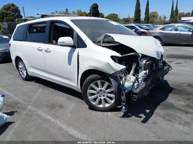 Auction sale of the 2016 Toyota Sienna Limited 7 Passenger, vin: 5TDYK3DC1GS721955, lot number: 45890767