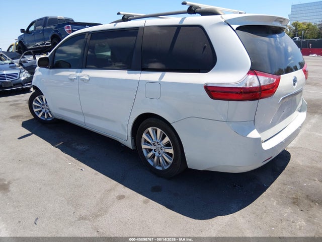 Продажа на аукционе авто 2016 Toyota Sienna Limited 7 Passenger, vin: 5TDYK3DC1GS721955, номер лота: 45890767