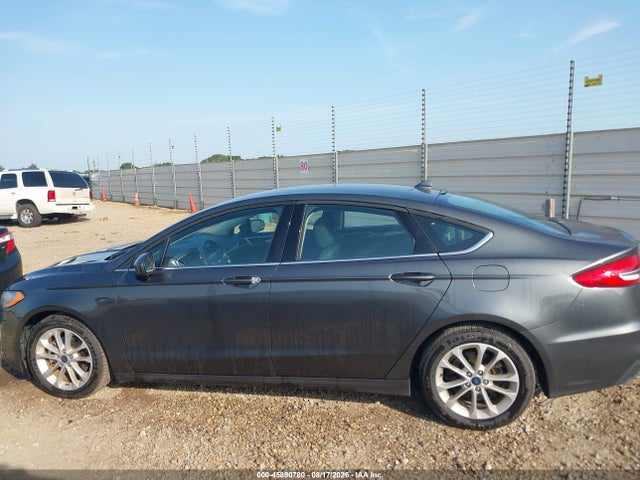 45890780 :رقم المزاد ، 3FA6P0LU0LR264401 vin ، 2020 Ford Fusion Hybrid Se مزاد بيع
