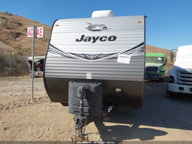 45890791 :رقم المزاد ، 1UJBJ0BT3L1TF0147 vin ، 2020 Jayco Jay Flight مزاد بيع