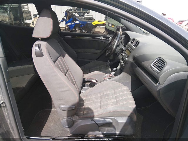 2011 Volkswagen Gti 2-door მანქანა იყიდება აუქციონზე, vin: WVWFD7AJ1BW242701, აუქციონის ნომერი: 45890833