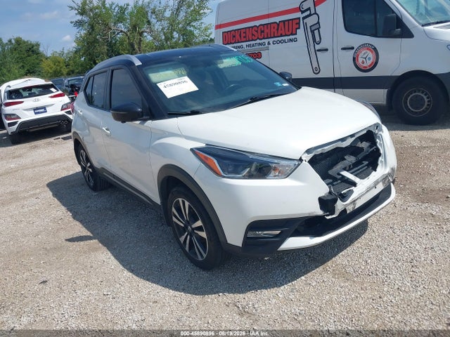 2019 Nissan Kicks Sr მანქანა იყიდება აუქციონზე, vin: 3N1CP5CU6KL529725, აუქციონის ნომერი: 45890896
