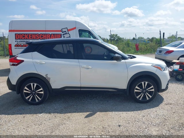 2019 Nissan Kicks Sr მანქანა იყიდება აუქციონზე, vin: 3N1CP5CU6KL529725, აუქციონის ნომერი: 45890896