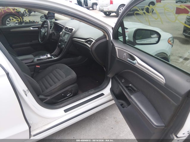 45890915 :رقم المزاد ، 3FA6P0H75HR125309 vin ، 2017 Ford Fusion Se مزاد بيع