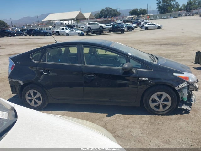 JTDKN3DU9F1996717 Toyota Prius Four