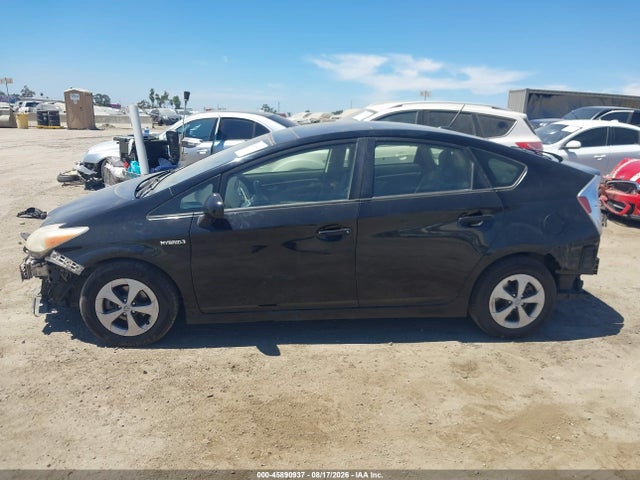 JTDKN3DU9F1996717 Toyota Prius Four