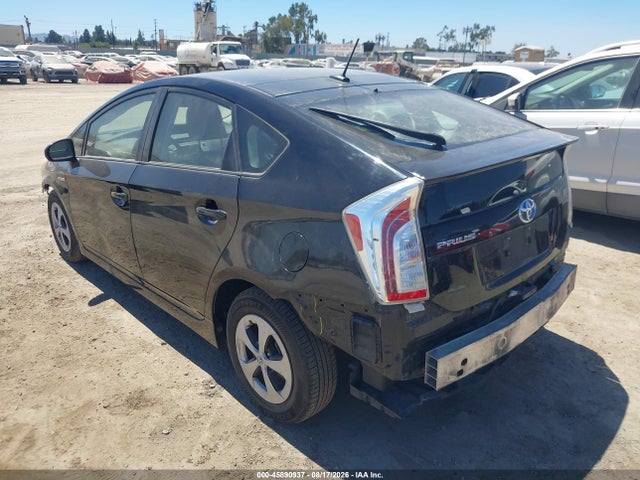 JTDKN3DU9F1996717 Toyota Prius Four