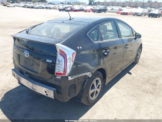 JTDKN3DU9F1996717 Toyota Prius Four
