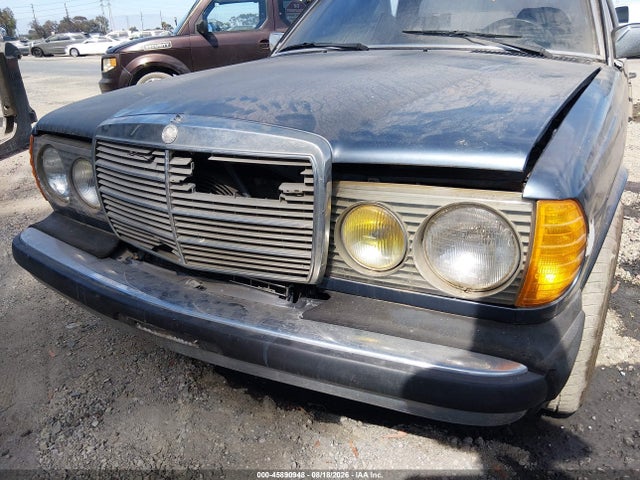 Продаж на аукціоні авто 1984 Mercedes-benz 300 Cdt, vin: WDBAB53A9EA043655, номер лоту: 45890948