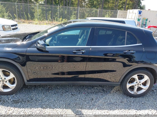 2020 Mercedes-benz Gla 250 4matic მანქანა იყიდება აუქციონზე, vin: WDCTG4GBXLU025793, აუქციონის ნომერი: 45890954