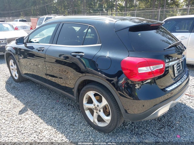 2020 Mercedes-benz Gla 250 4matic მანქანა იყიდება აუქციონზე, vin: WDCTG4GBXLU025793, აუქციონის ნომერი: 45890954