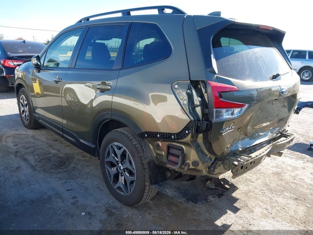 Subaru Forester Premium 2023 JF2SKADC8PH413259 Image 3
