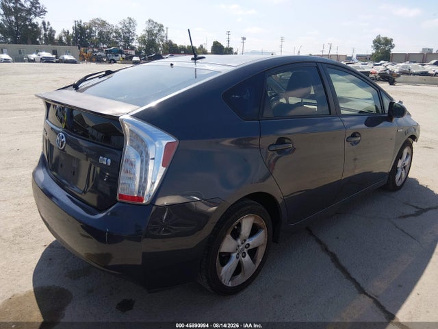 Toyota Prius Five 2015 JTDKN3DU5F2004258 Image 4