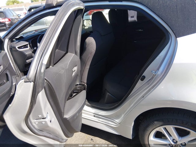JTND4MBE8M3129352 Toyota COROLLA SE