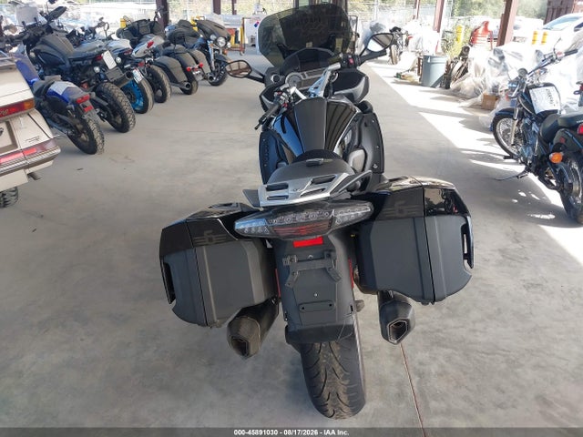 WB1061100GZX82967 BMW K1600 Gt