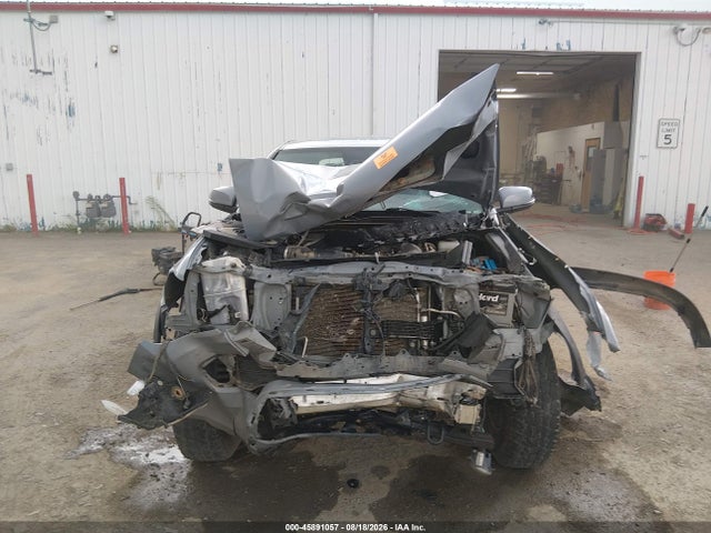 2018 Toyota Tacoma Trd Off Road მანქანა იყიდება აუქციონზე, vin: 3TMCZ5AN3JM183578, აუქციონის ნომერი: 45891057