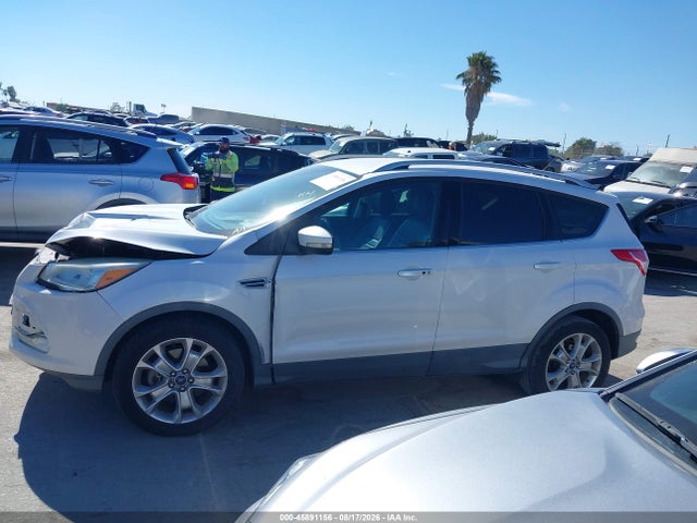 1FMCU0J95GUC11854 Ford Escape Titanium