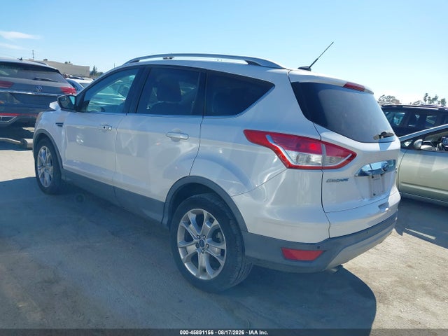 1FMCU0J95GUC11854 Ford Escape Titanium