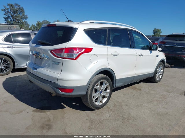 1FMCU0J95GUC11854 Ford Escape Titanium