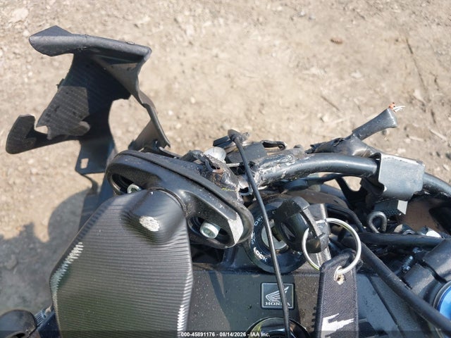 Aukcja sprzedaży 2016 Honda Cbr500 R, vin: MLHPC4464G5300856, numer aukcji: 45891176