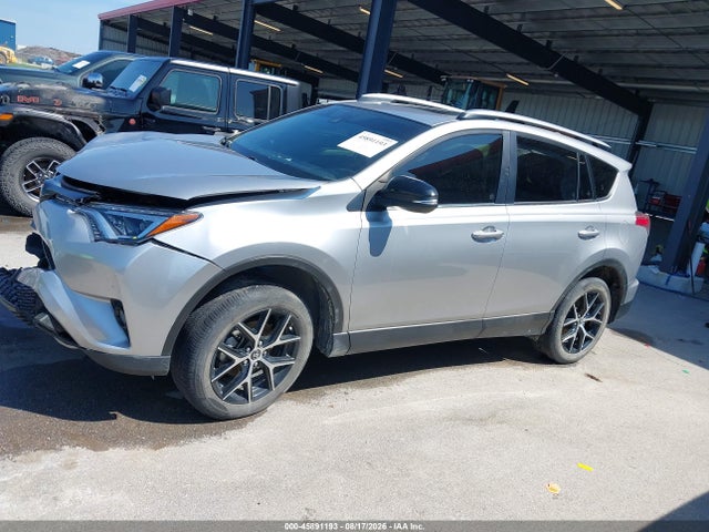 2018 Toyota Rav4 Se მანქანა იყიდება აუქციონზე, vin: JTMJFREV0JJ192088, აუქციონის ნომერი: 45891193