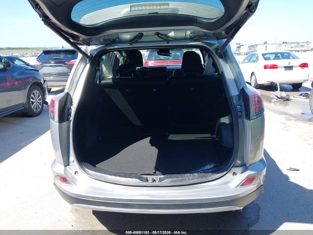 2018 Toyota Rav4 Se მანქანა იყიდება აუქციონზე, vin: JTMJFREV0JJ192088, აუქციონის ნომერი: 45891193
