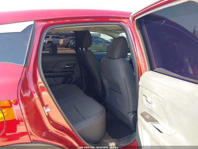 3N8AP6CE2TL304601 Nissan KICKS SV