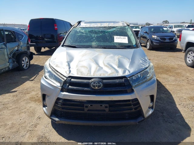 Toyota Highlander Se 2018 5TDKZRFH9JS547816 Image 12