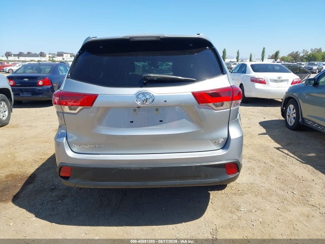 Toyota Highlander Se 2018 5TDKZRFH9JS547816 Image 16