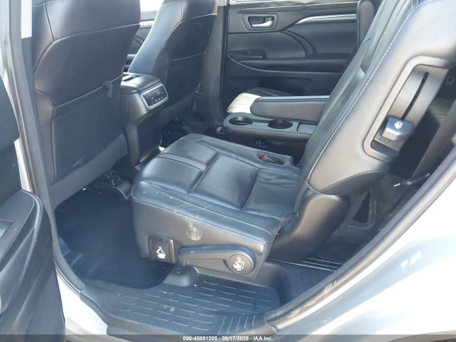 Toyota Highlander Se 2018 5TDKZRFH9JS547816 Image 8